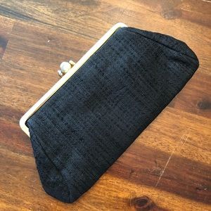 Vintage black clutch